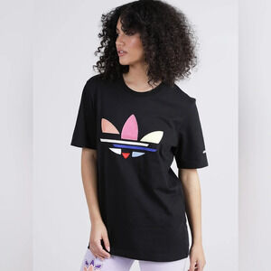 Adidas Shattered Trefoil  T-Shirt, size Youth 18 (Small)